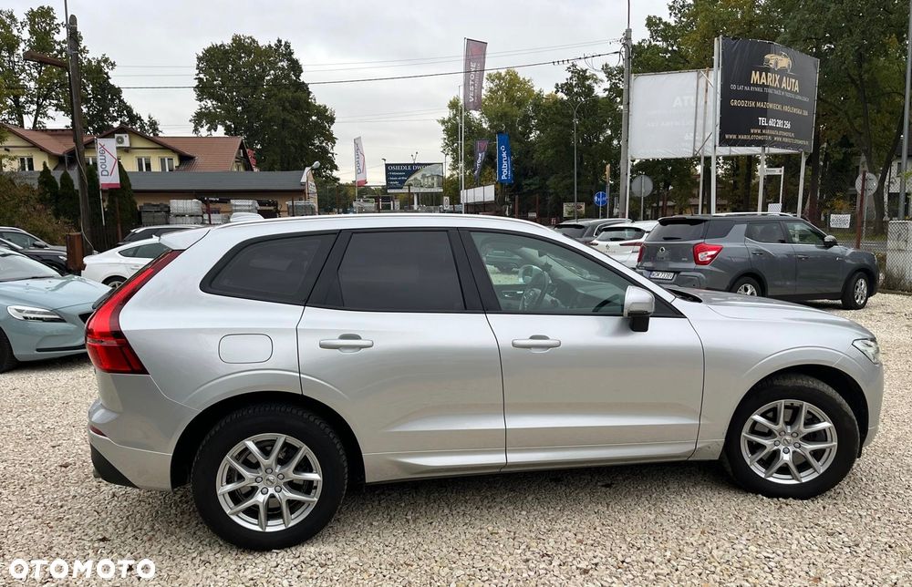 Volvo XC 60 B4 D AWD Geartronic Momentum Pro - 10
