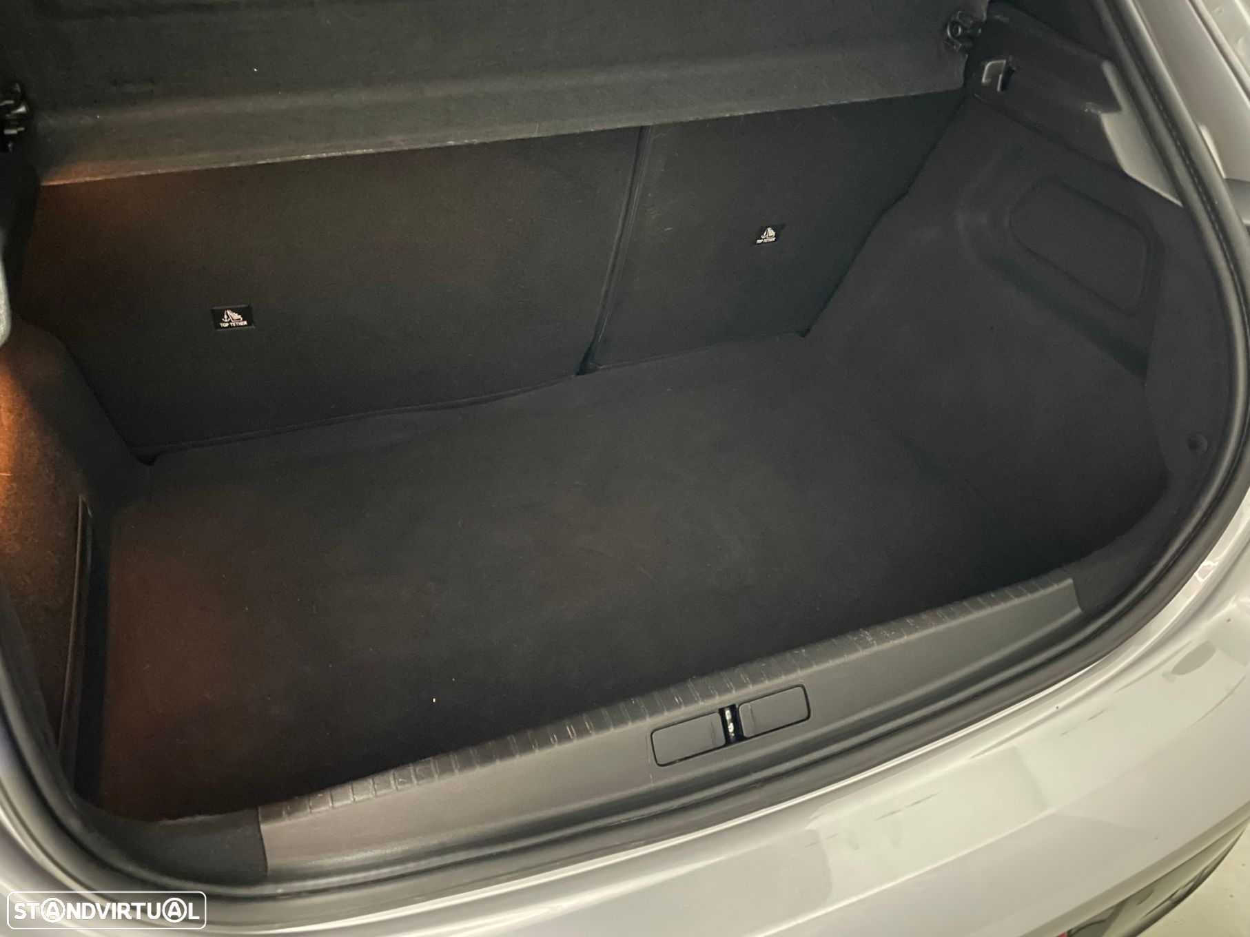 Peugeot e-208 50 kWh Allure Pack - 28