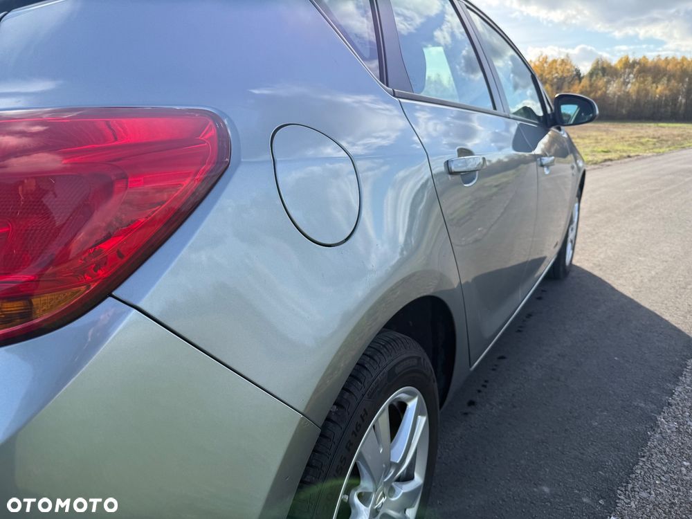 Opel Astra 1.7 CDTI DPF Active - 18