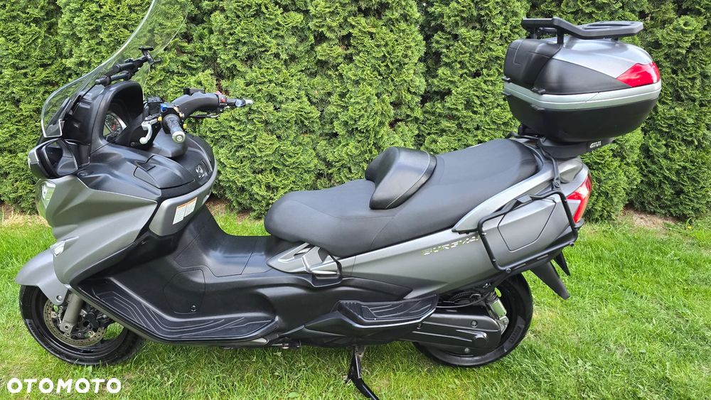 Suzuki Burgman - 9