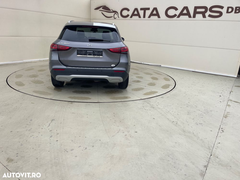 Mercedes-Benz GLA 180 d 8G-DCT Style - 13