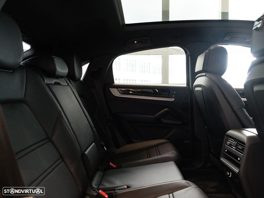 Porsche Cayenne Coupé S E-Hybrid - 34