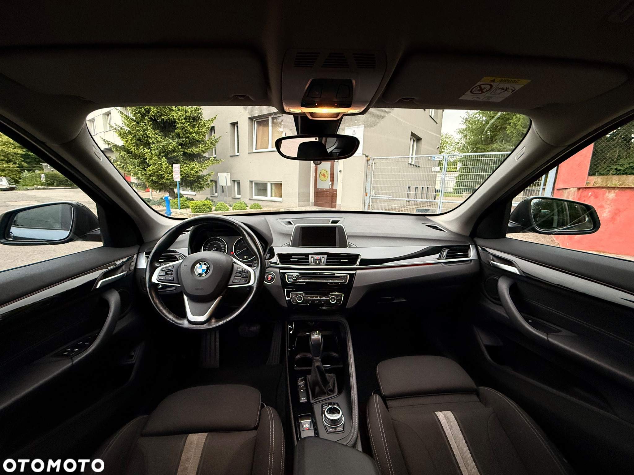 BMW X1 xDrive18d Sport Line - 14