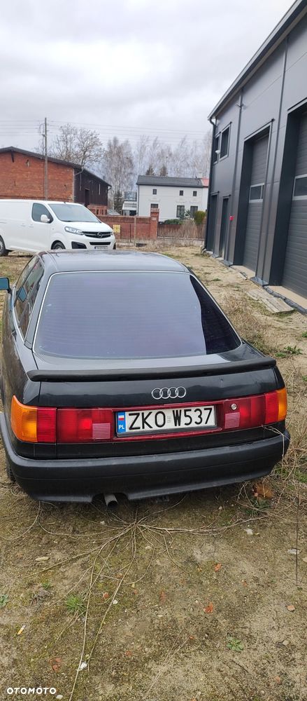Audi 80 1.8 CC - 4