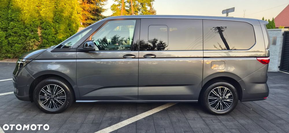 Volkswagen Multivan 2.0 TDI L2 Life DSG - 2