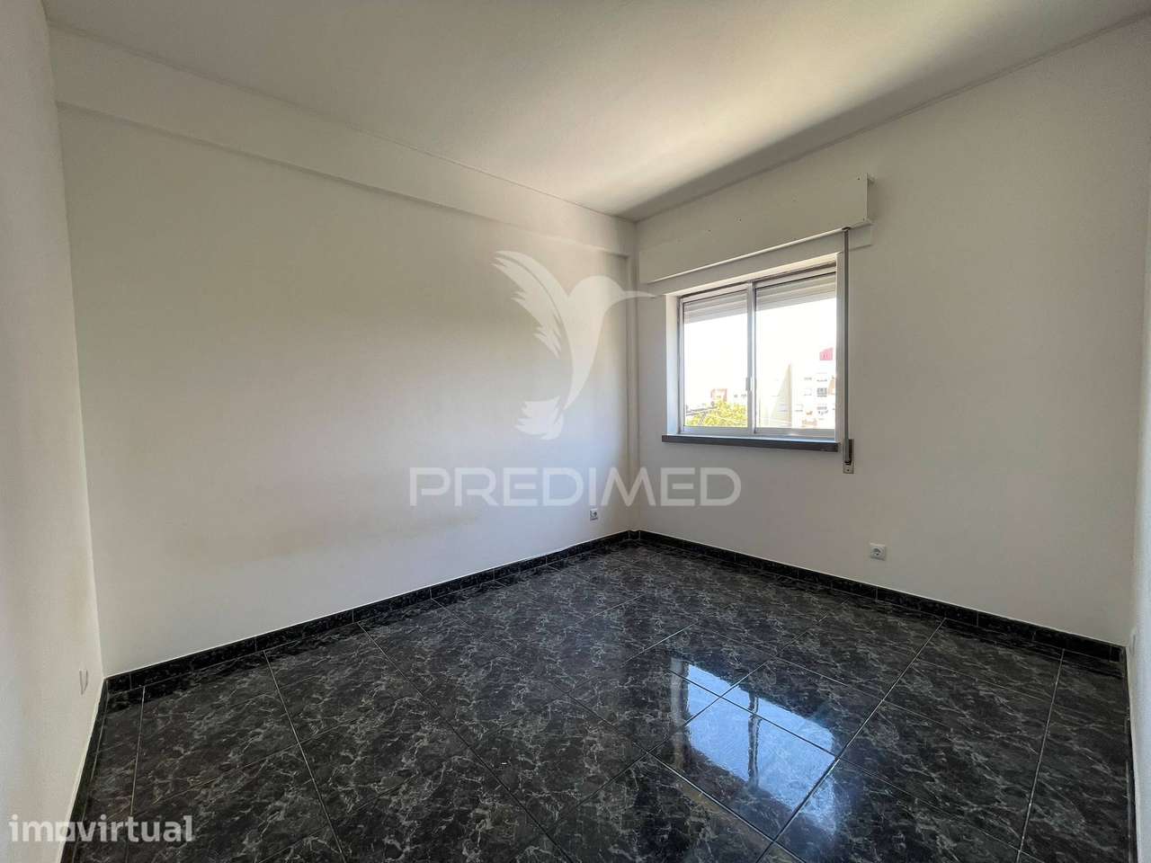 Apartamento T1 Remodelado Miratejo - Grande imagem: 5/9