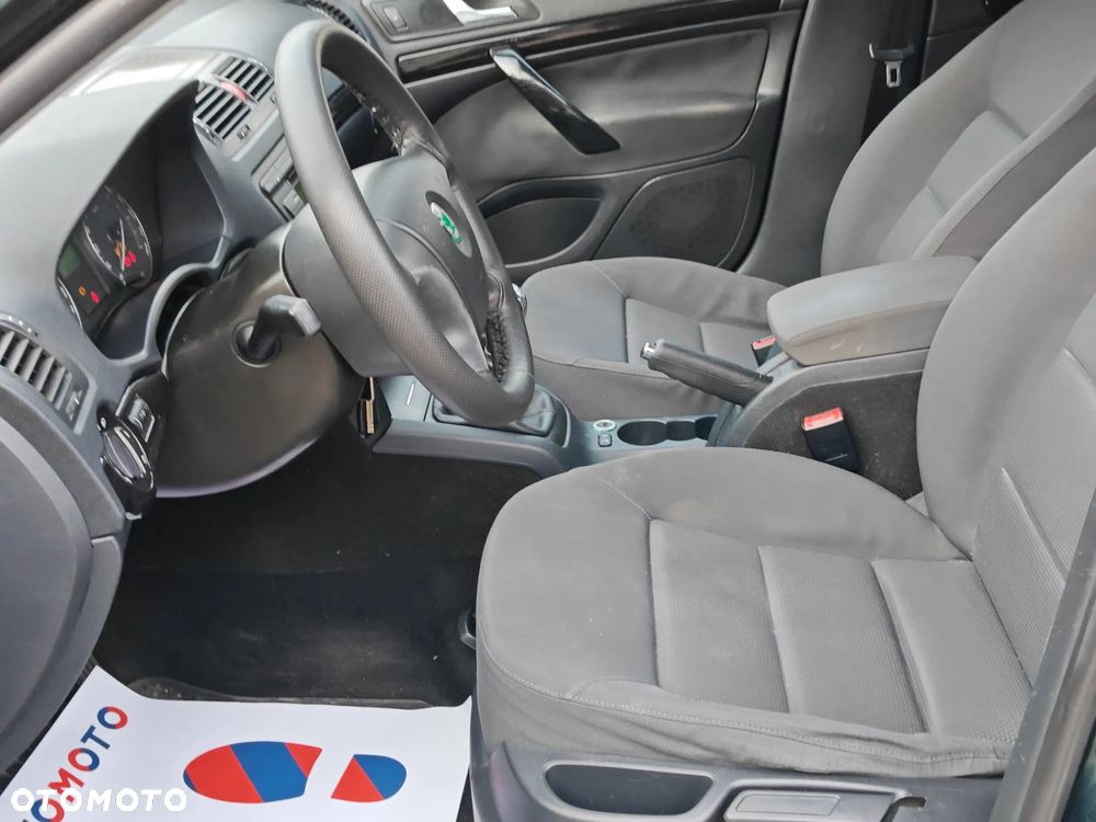 Skoda Superb 2.0 Prestige - 7