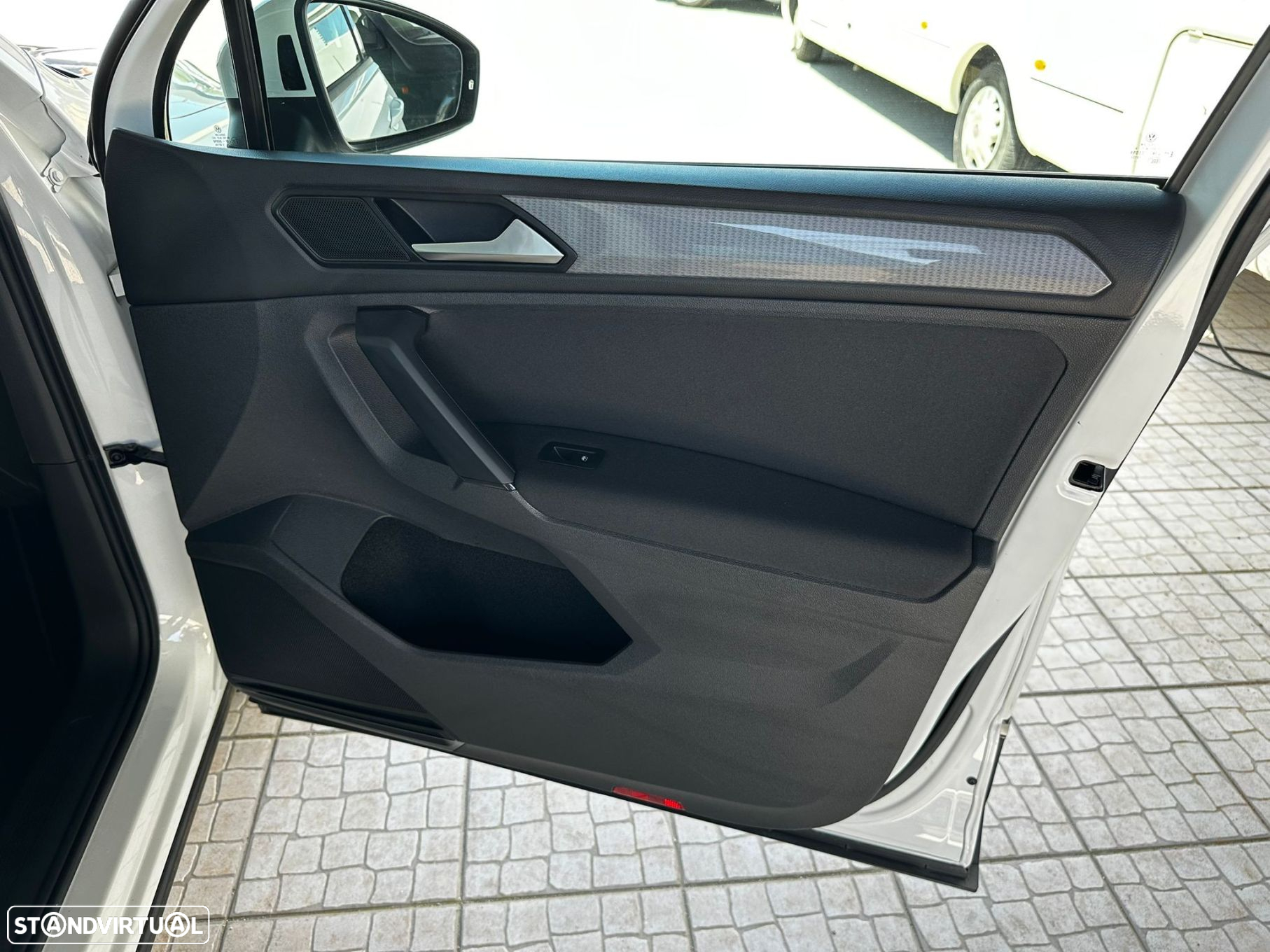VW Tiguan 1.5 TSI Life - 24
