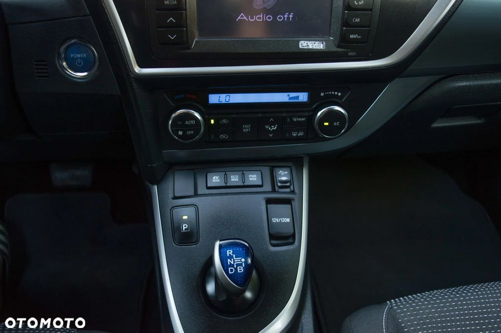 Toyota Auris - 23
