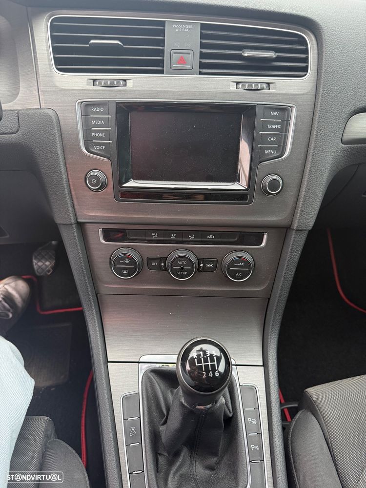 VW Golf 1.6 BlueTDI Comfortline - 12