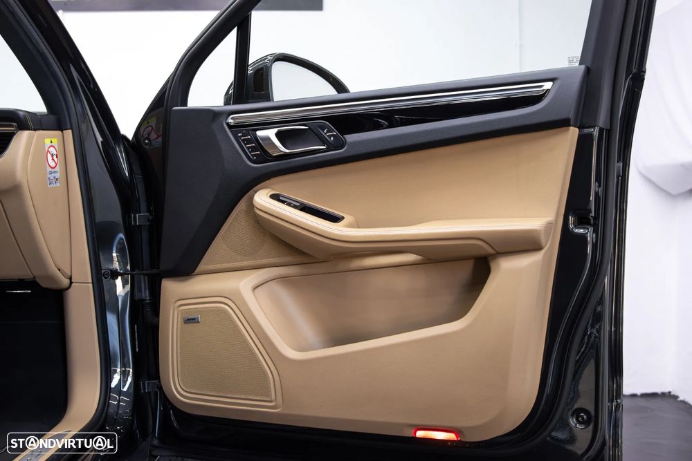 Porsche Macan S - 24