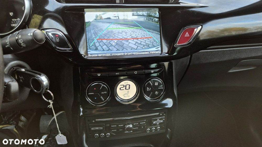 Citroën DS3 e-HDi 90 FAP SoChic - 15