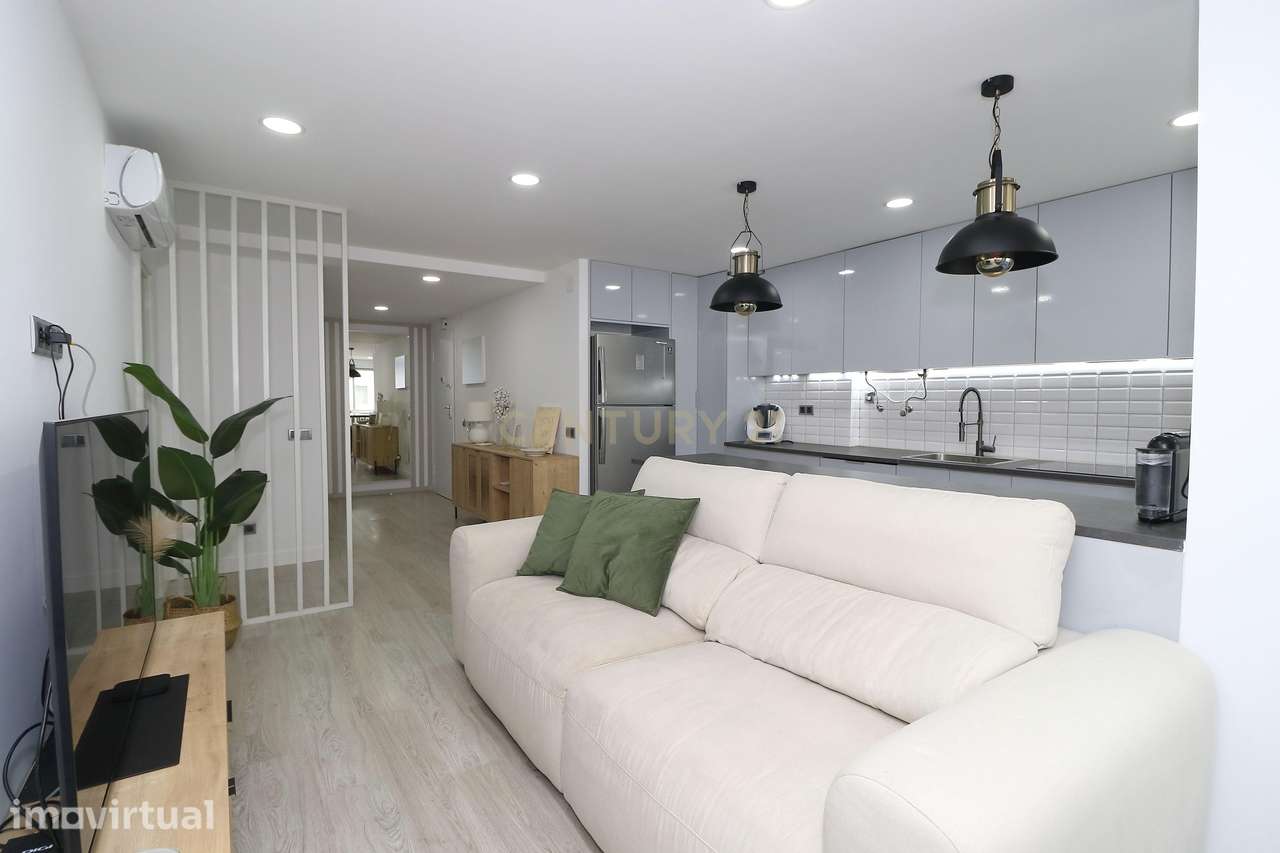 Apartamento T3 Moderno e  Remodelado, Barrocas - Almada - Grande imagem: 3/56