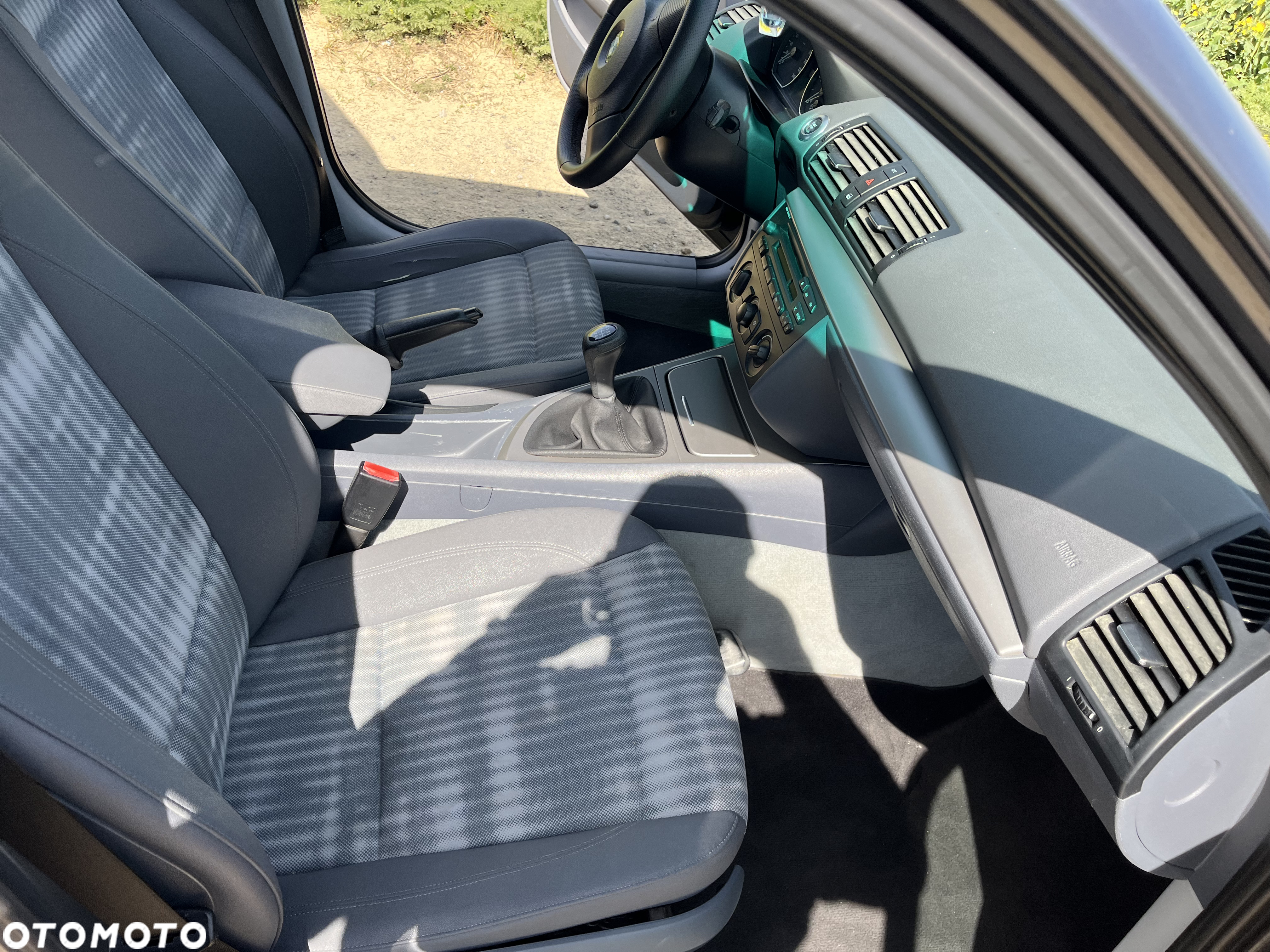 BMW Seria 1 120d DPF - 19