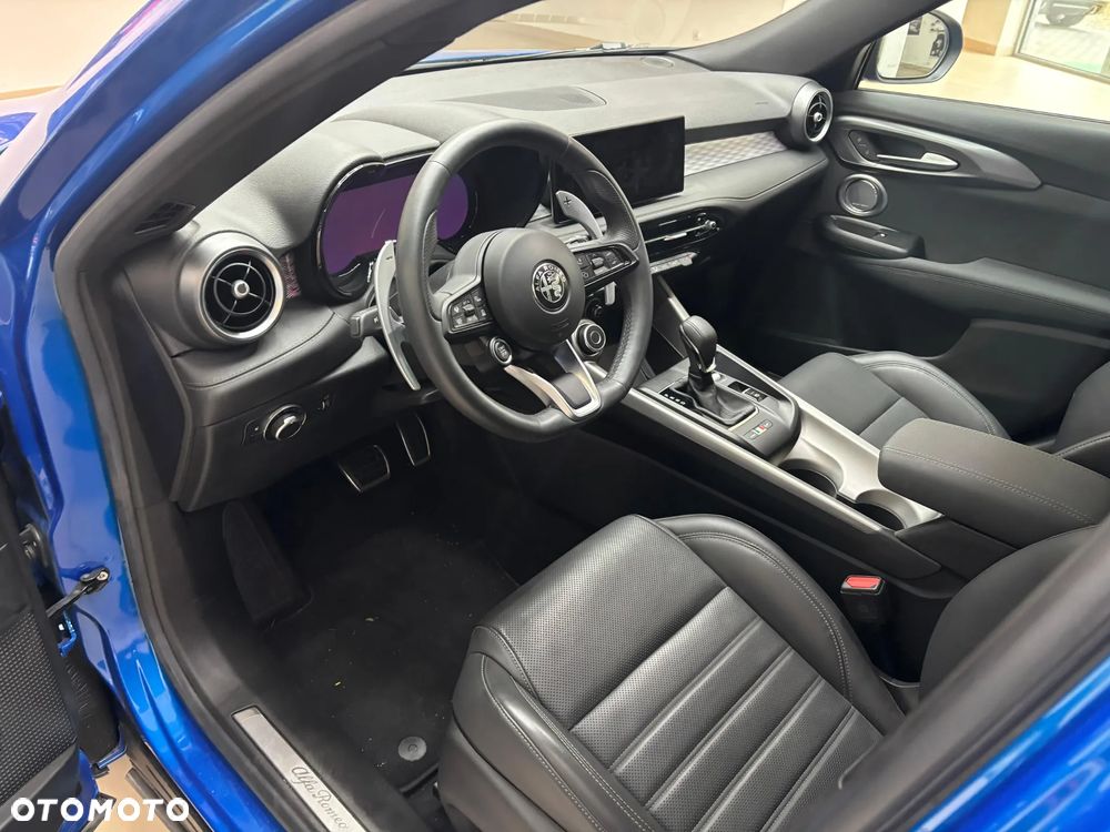 Alfa Romeo Tonale 1.3 PHEV Q4 Veloce - 17