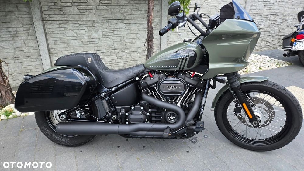 Harley-Davidson Softail Street Bob - 28