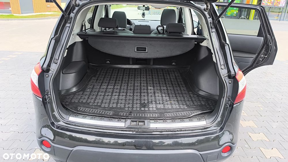 Nissan Qashqai+2 2.0 Visia - 2