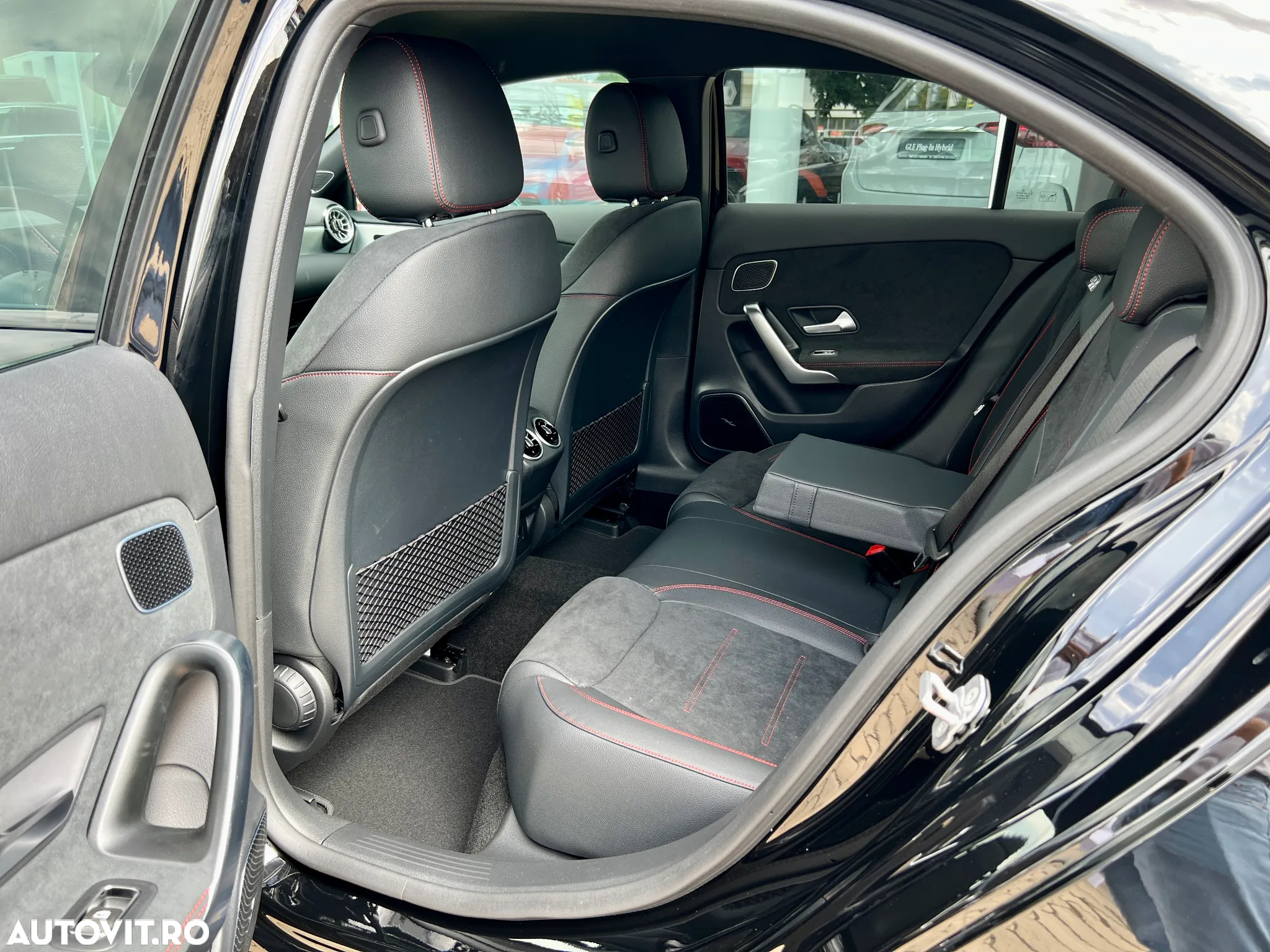 Mercedes-Benz A 200 MHEV 7G-DCT Sedan - 15
