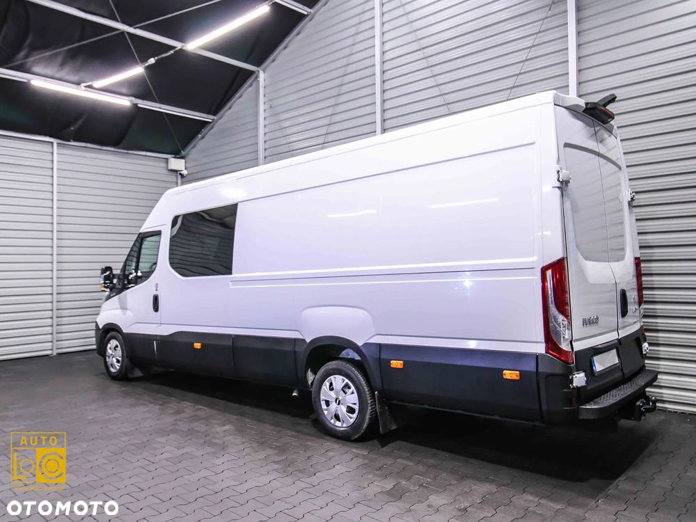 Iveco DAILY 35S15 BRYGADÓWKA 7 OSÓB - 7