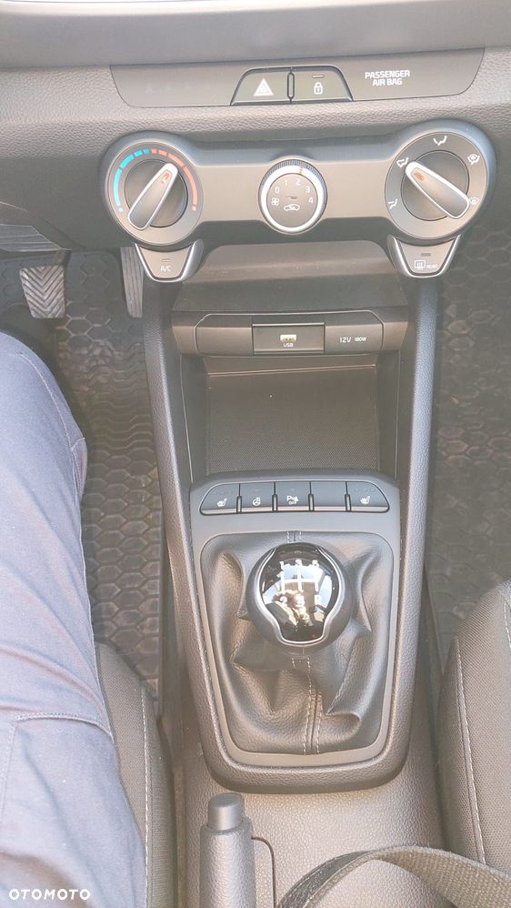 Kia Stonic 1.2 M - 13