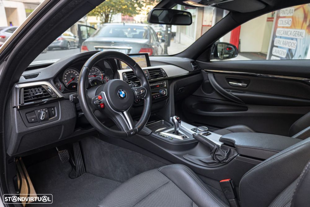 BMW M4 2014 photo 2
