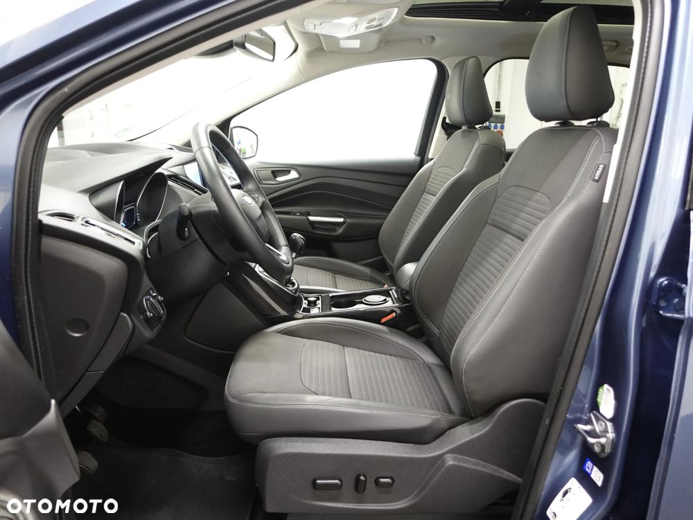 Ford Kuga - 21