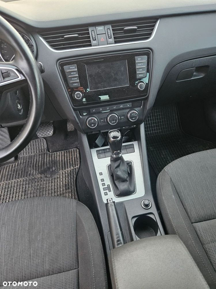 Skoda Octavia 1.6 TDI Elegance DSG - 7