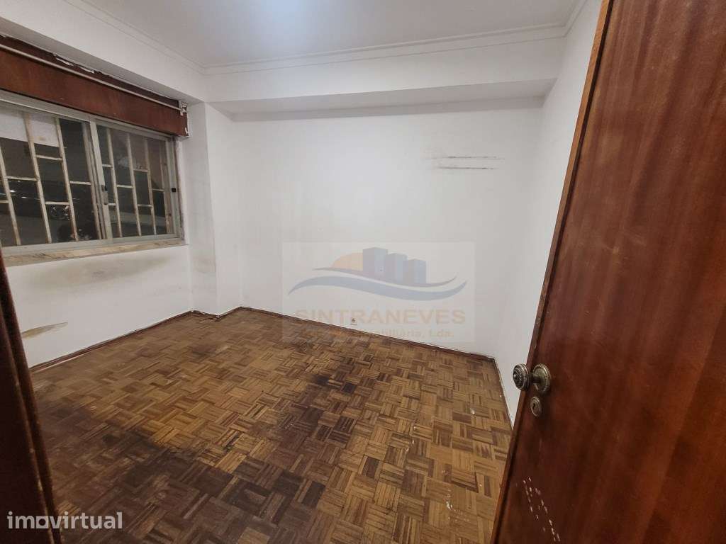 T2 a venda no centro do casal de são Brás - Prédio com elevador - Grande imagem: 5/35