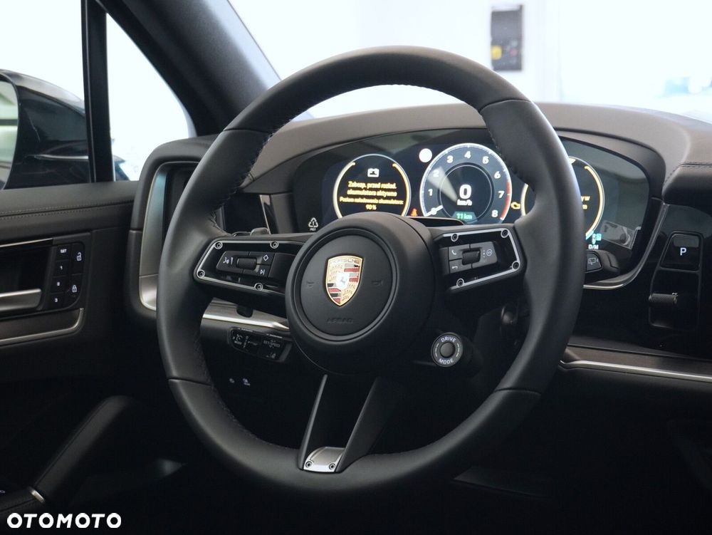 Porsche Cayenne E-Hybrid PHEV Black Edition - 38