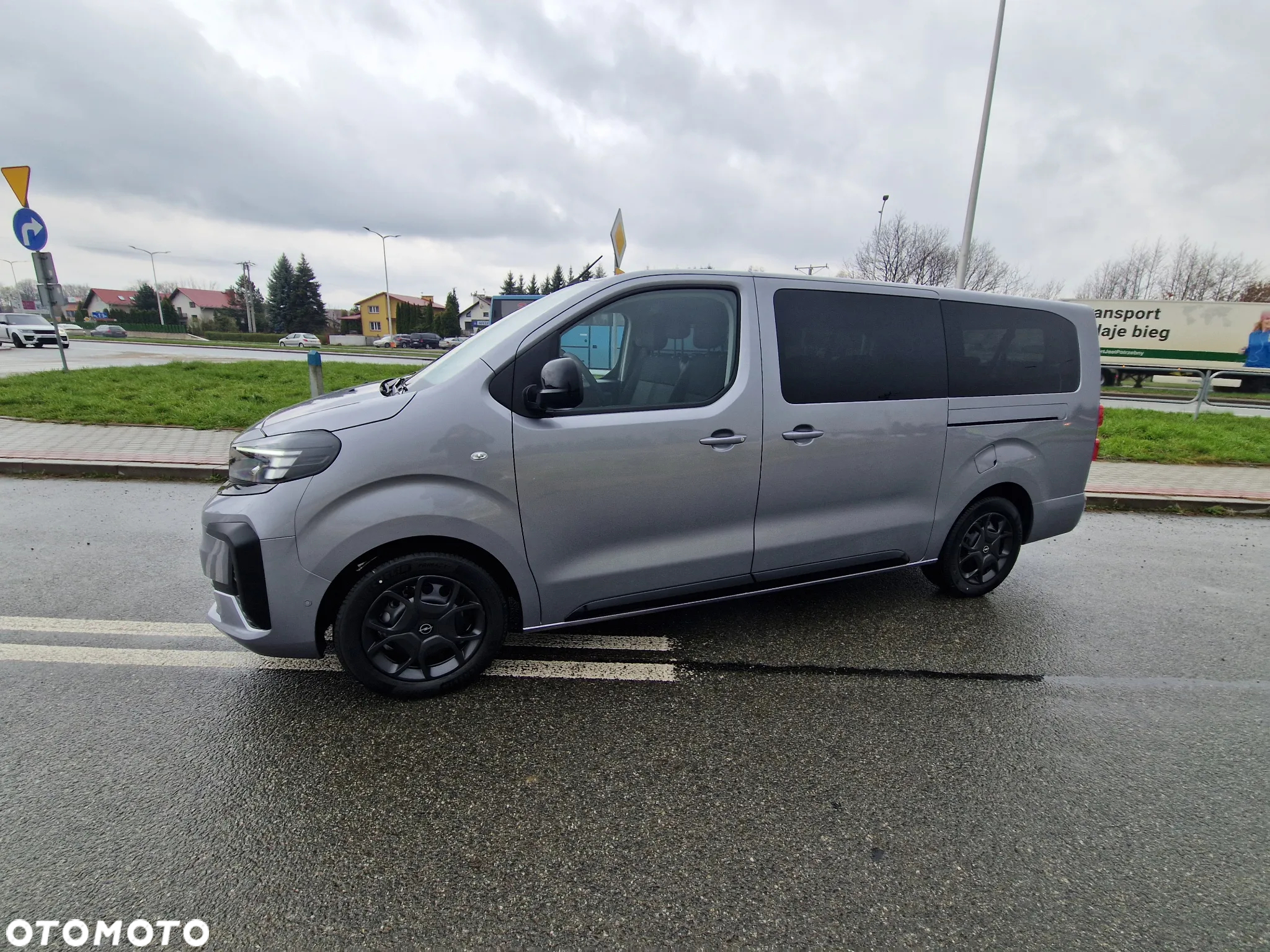 Opel Vivaro - 4