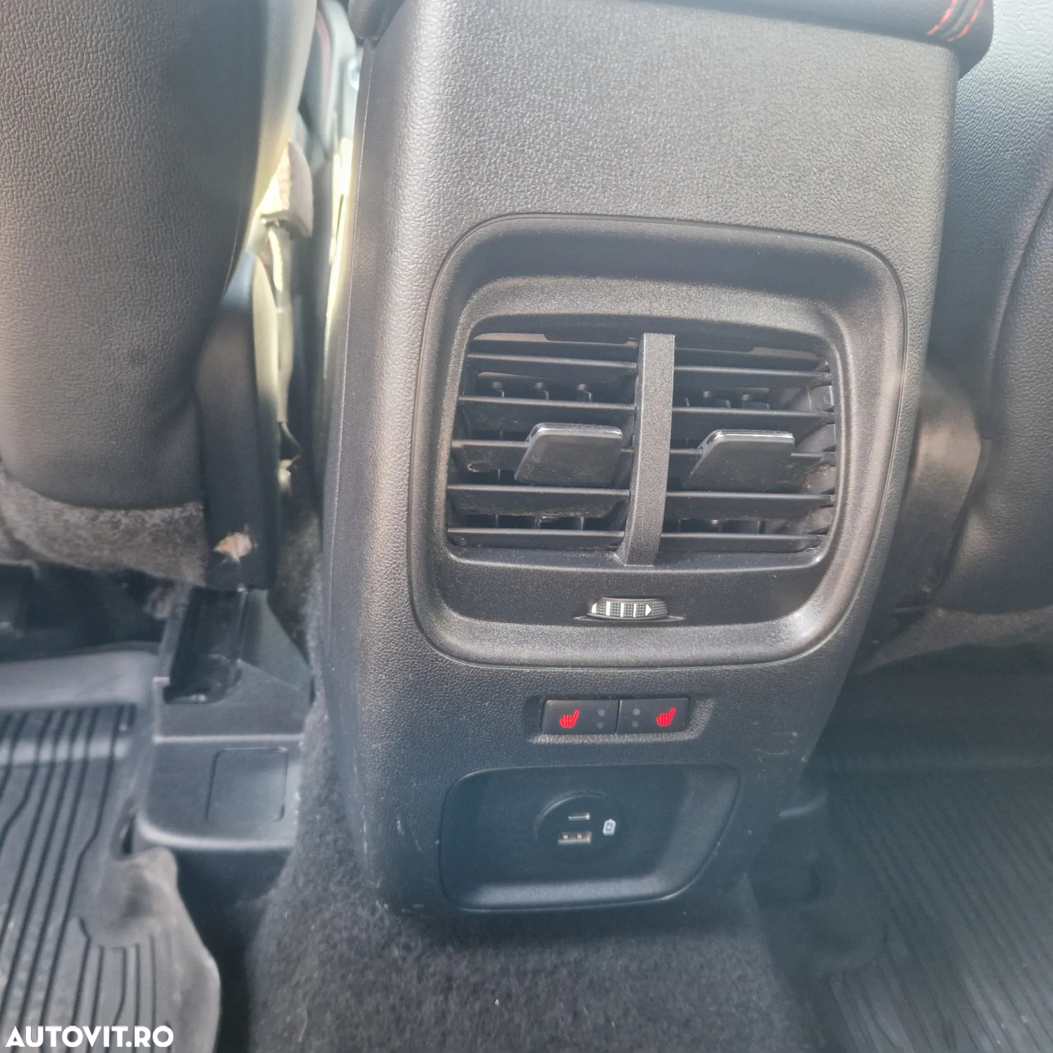 Ford Kuga 2.0 EcoBlue 4x4 Aut. ST-LINE - 6