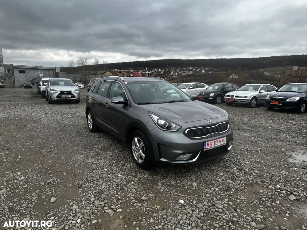 Kia Niro 1.6 GDI PHEV 2WD Aut. Vision - 9
