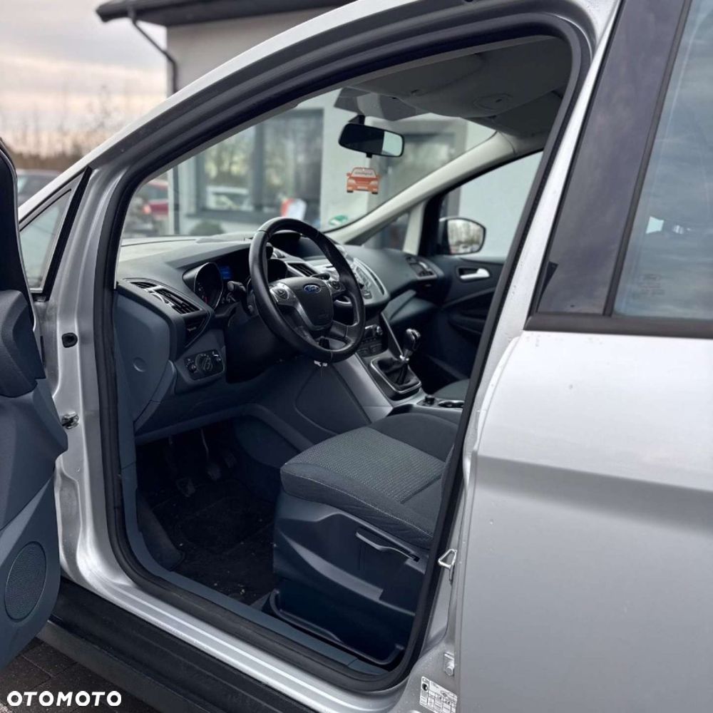 Ford C-MAX - 16