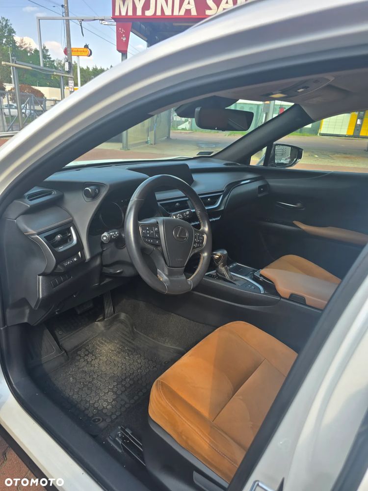 Lexus UX 200 GPF Business 2WD - 4