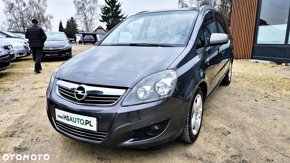 Opel Zafira 1.8 Cosmo EU5 - 1