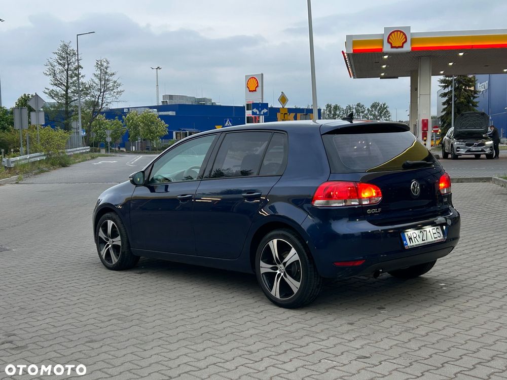 Volkswagen Golf 1.6 TDI Highline DSG - 4