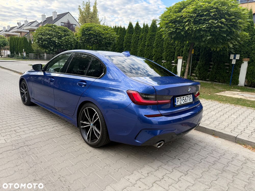 BMW Seria 3 320d xDrive M Sport sport - 3
