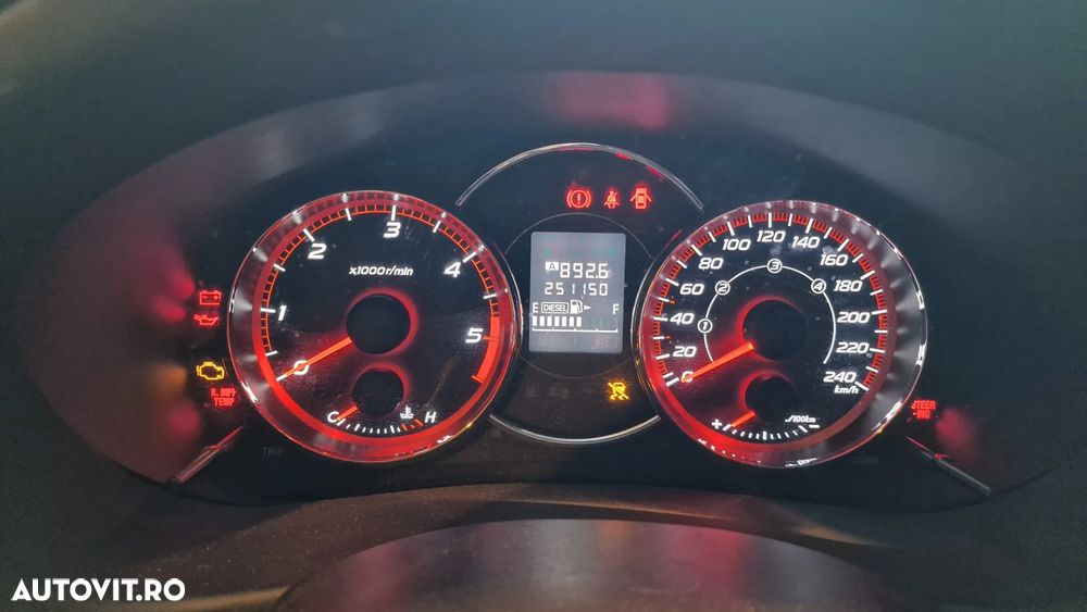 Subaru Forester 2.0D GR - 4