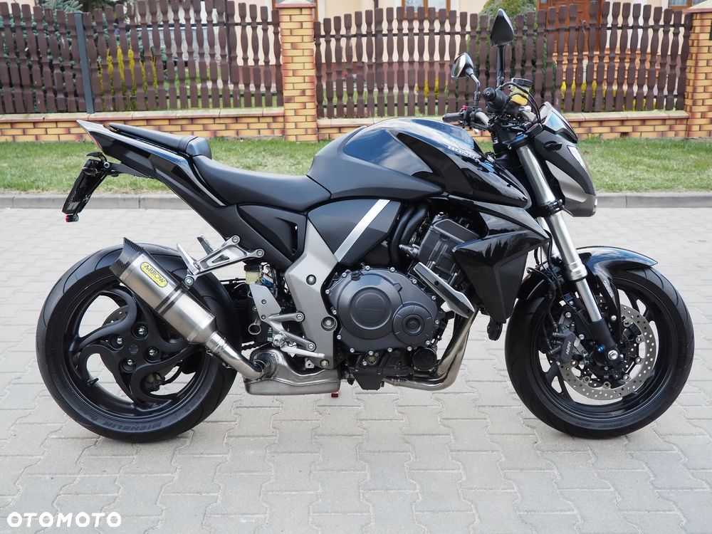 Honda CB - 12