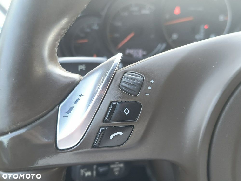 Porsche Cayenne Diesel Tiptronic S - 27