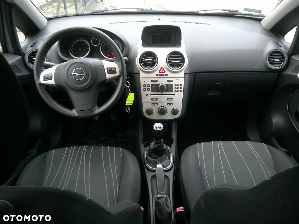 Opel Corsa 1.3 CDTI DPF Cosmo - 13