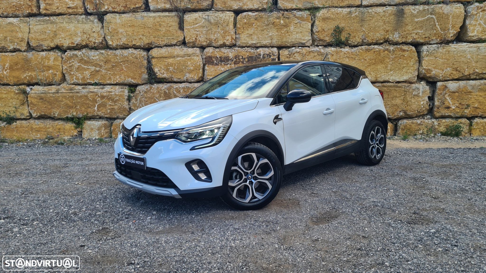 Renault Captur 1.6 E-Tech Plug-In Intens - 1