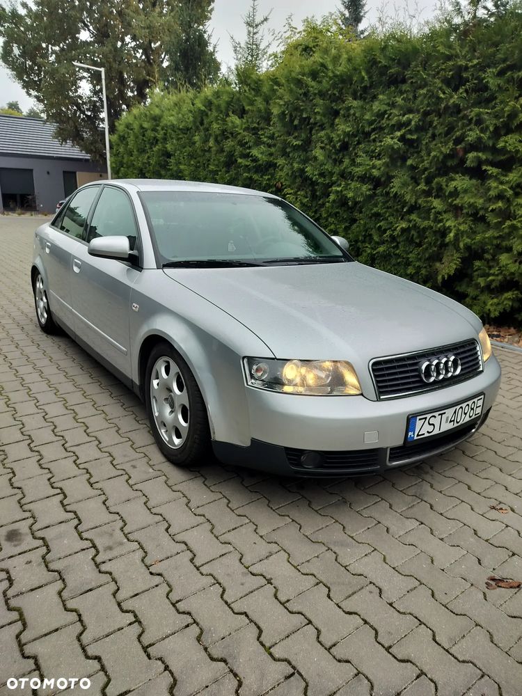 Audi A4 Limousine 2 - 1