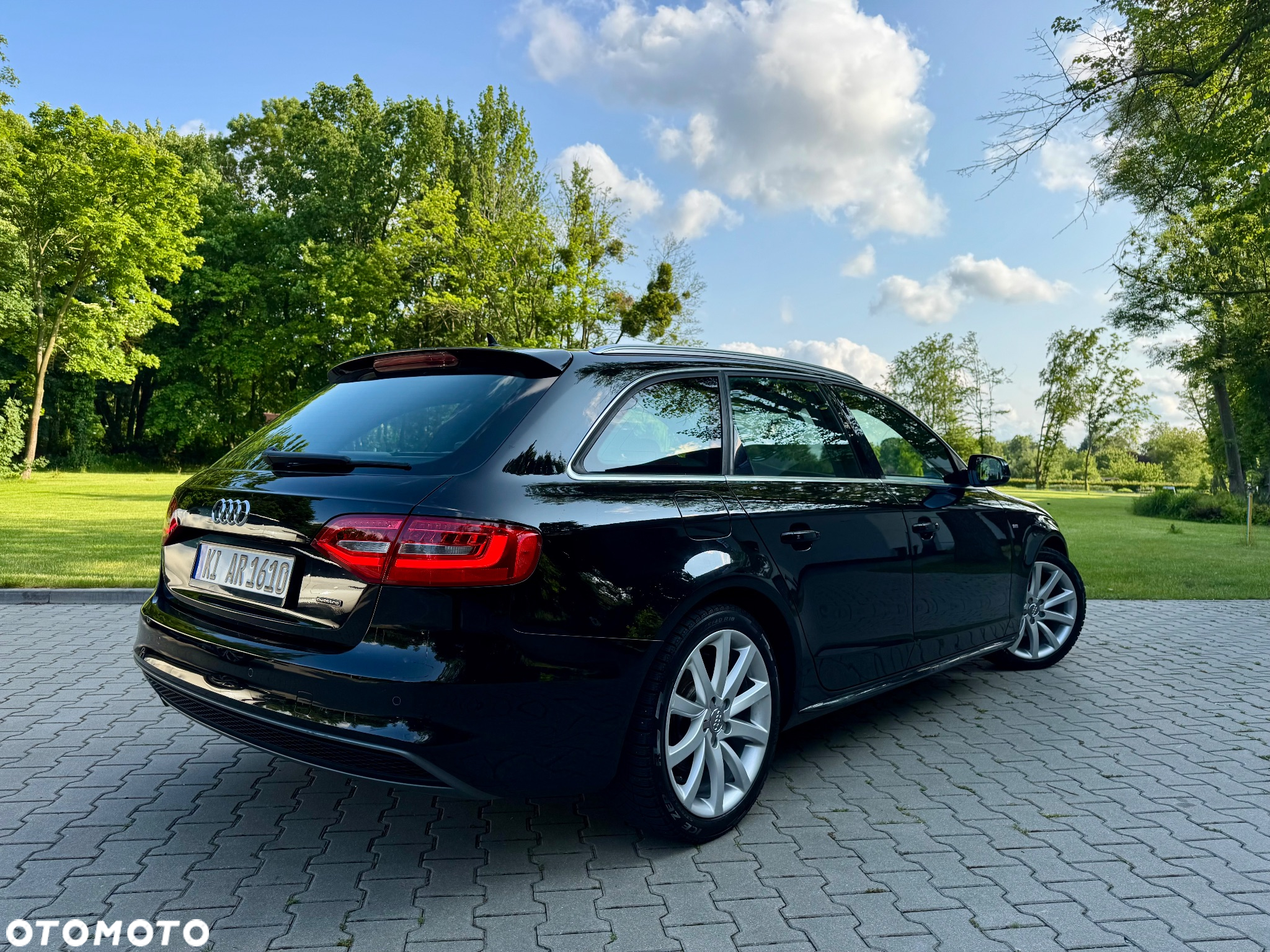 Audi A4 Avant 2.0 TDI DPF quattro S line Sportpaket - 32