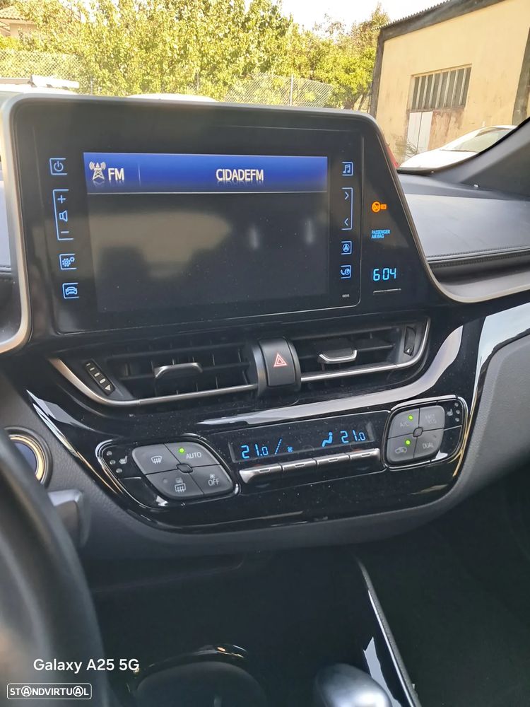 Toyota C-HR 1.8 HSD Comfort - 13
