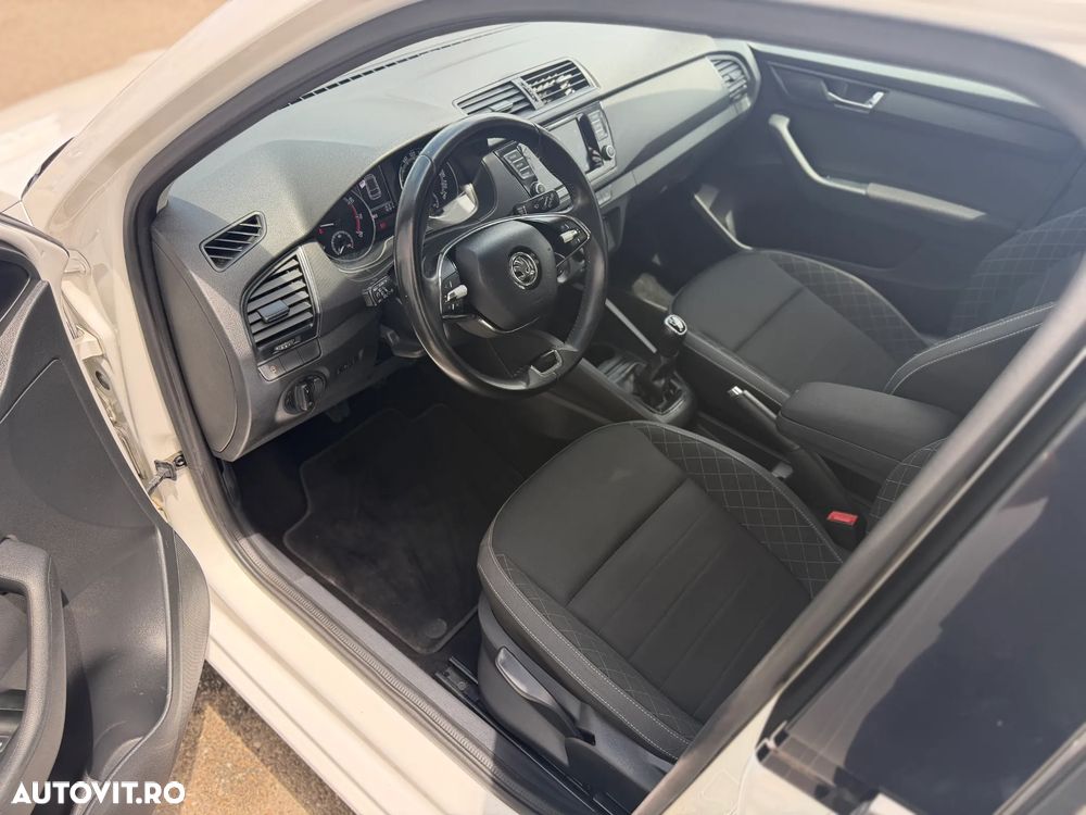 Skoda Fabia 1.0 TSI Ambition - 11