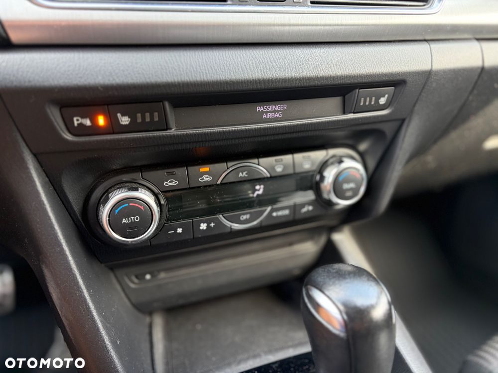 Mazda 3 SKYACTIV-D 150 Automatik Sports-Line - 38