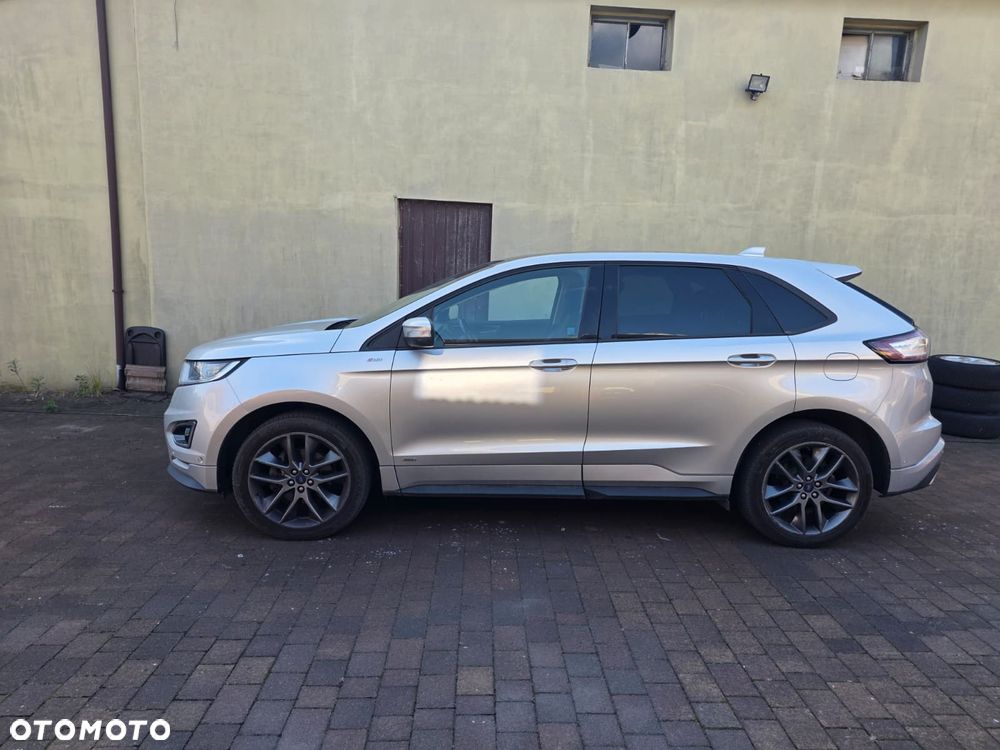 Ford Edge 2.0 TDCi Twin-Turbo 4WD Titanium - 1