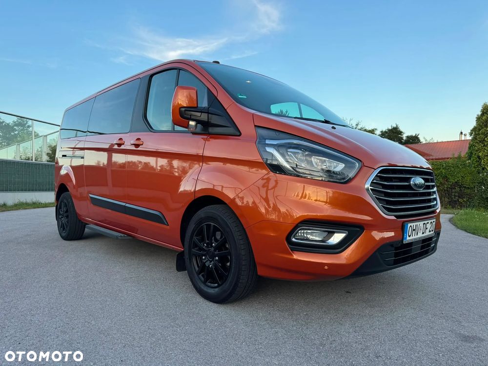 Ford Tourneo Custom - 2