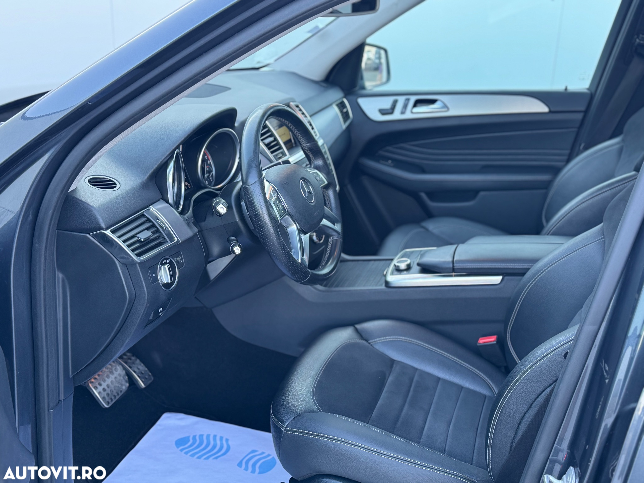 Mercedes-Benz ML 250 BlueTec 4MATIC Aut - 4